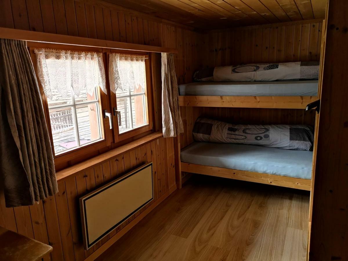 B&B Gassa 95 Vals Bagian luar foto