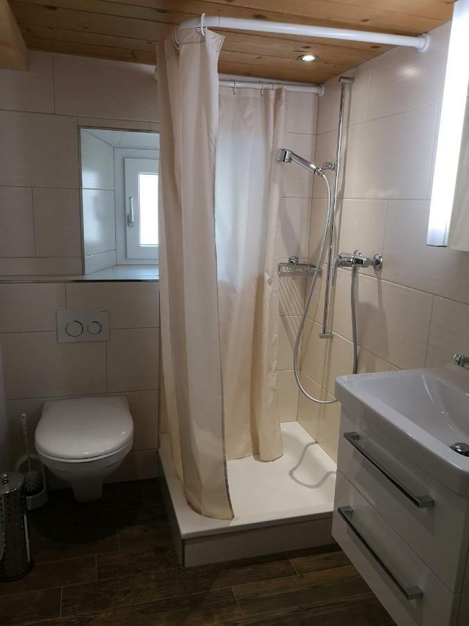 B&B Gassa 95 Vals Bagian luar foto
